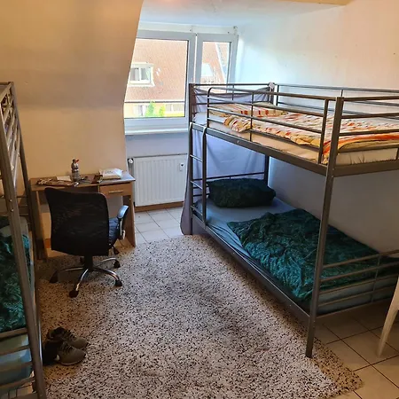 Raum In Ae Max 4 B Homestay