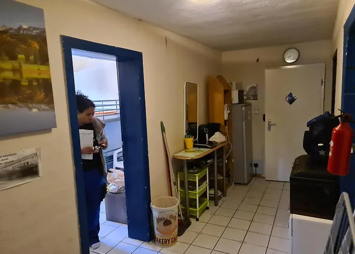 Raum In Ae Max 4 B Habitación en casa particular