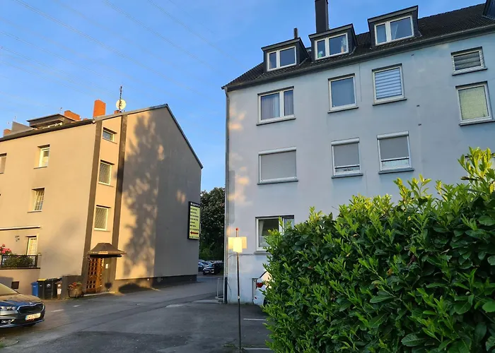 Raum In Ae Max 4 B * Essen